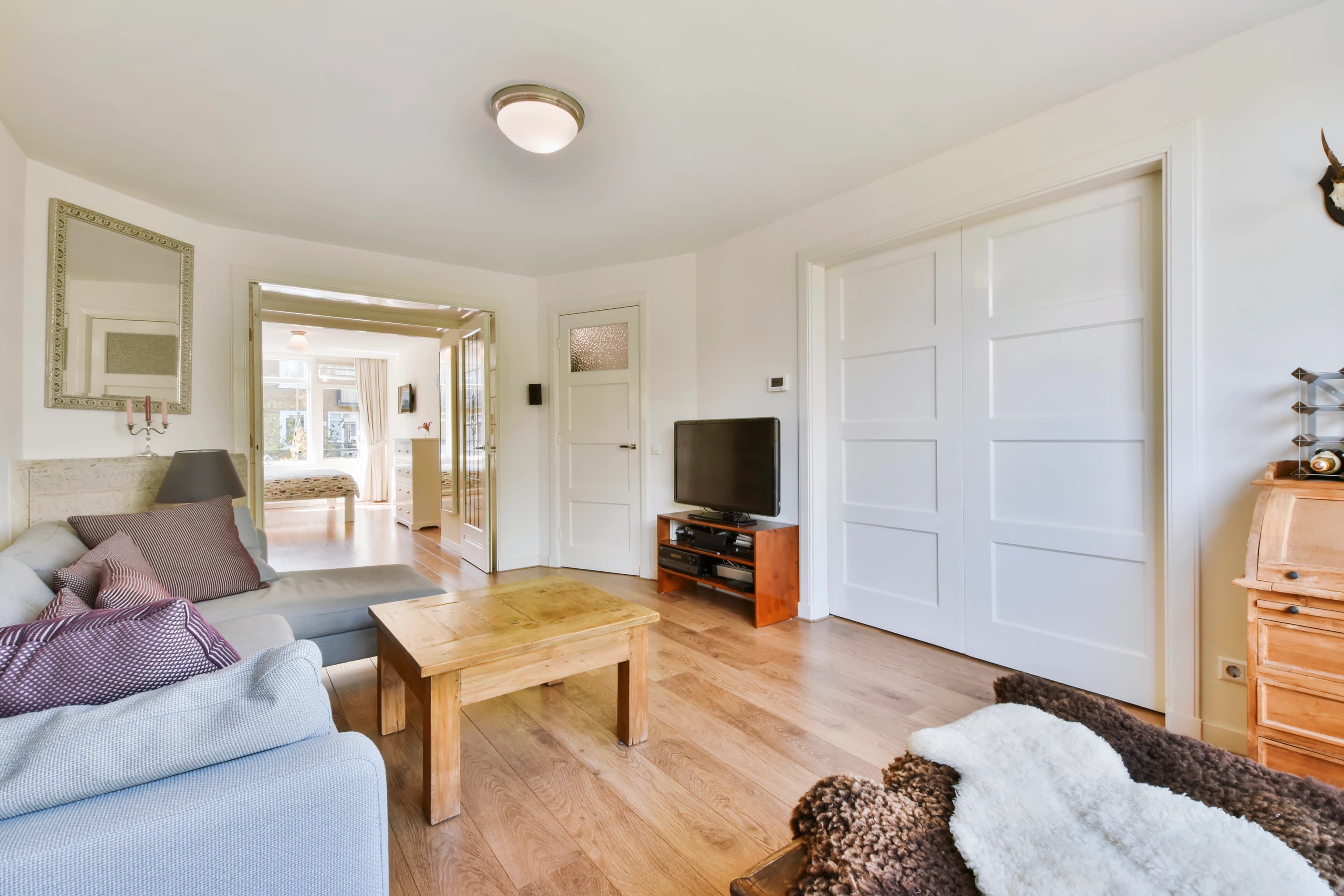 De woonkamer van een huis